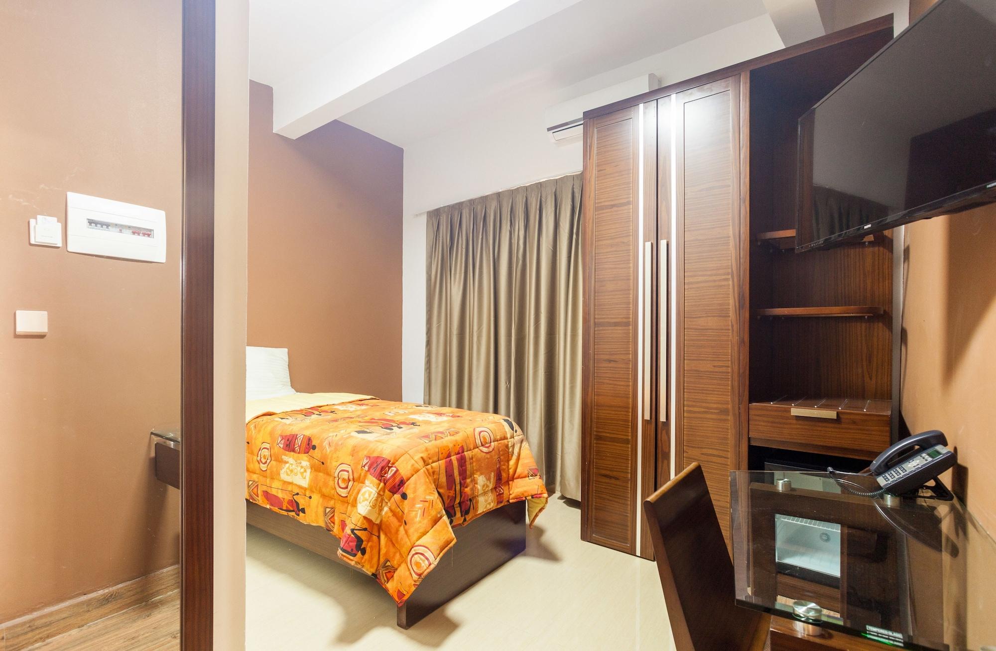 Wakola Hotel Cheikh Anta Дакар Экстерьер фото